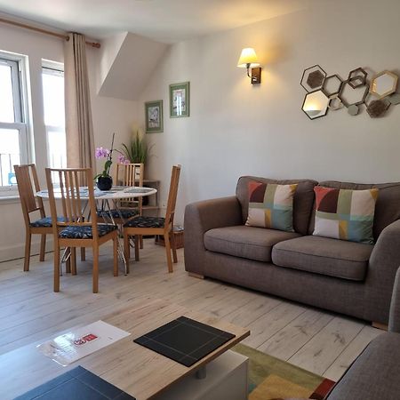 Heart Of Inverness-City Apartment Esterno foto