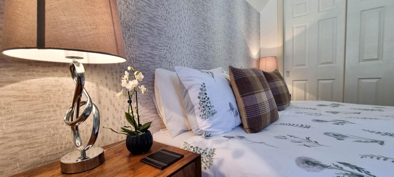Heart Of Inverness-City Apartment Esterno foto