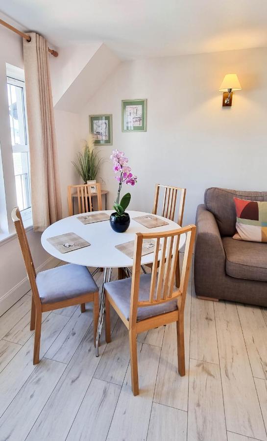 Heart Of Inverness-City Apartment Esterno foto