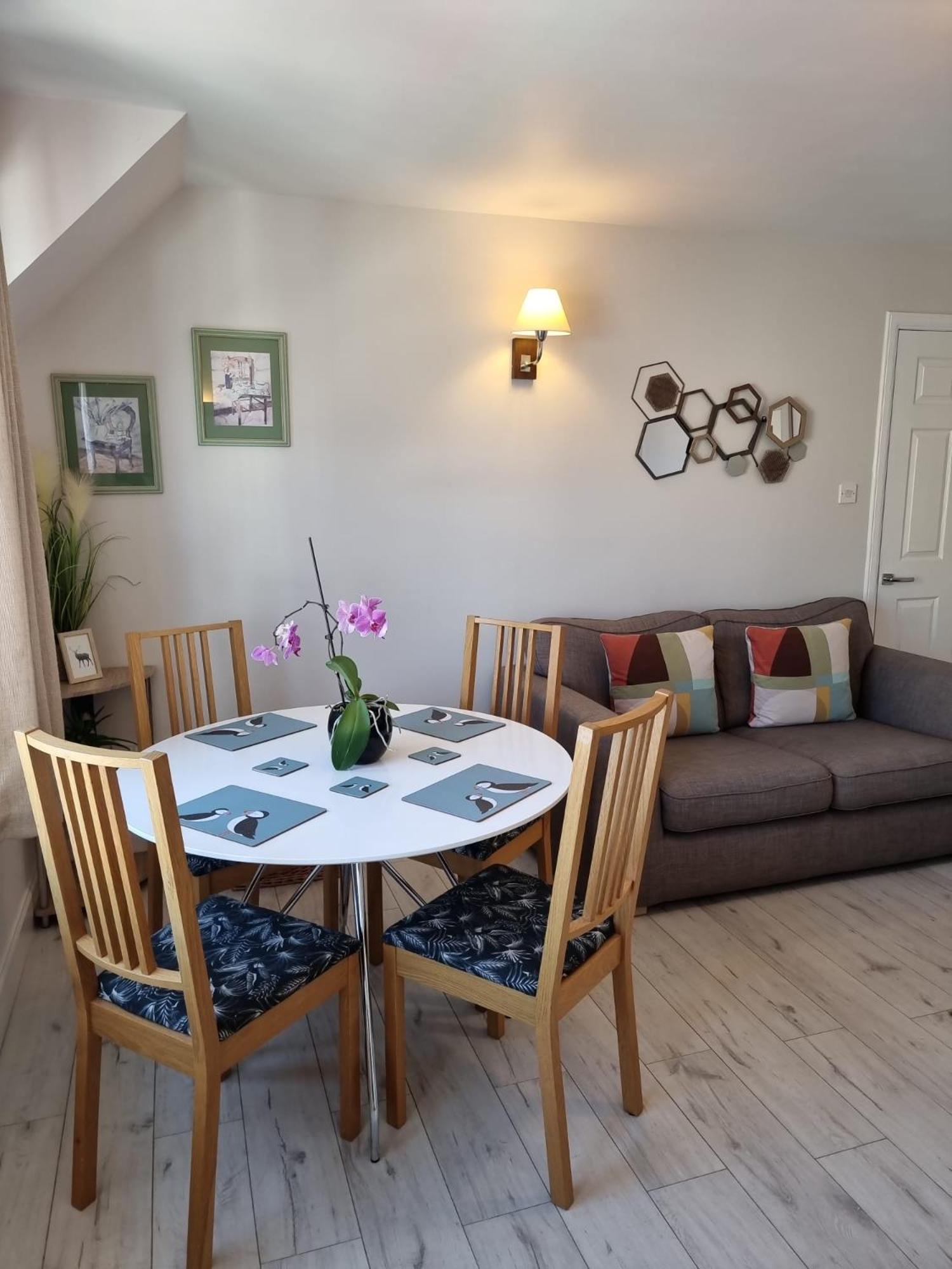 Heart Of Inverness-City Apartment Esterno foto