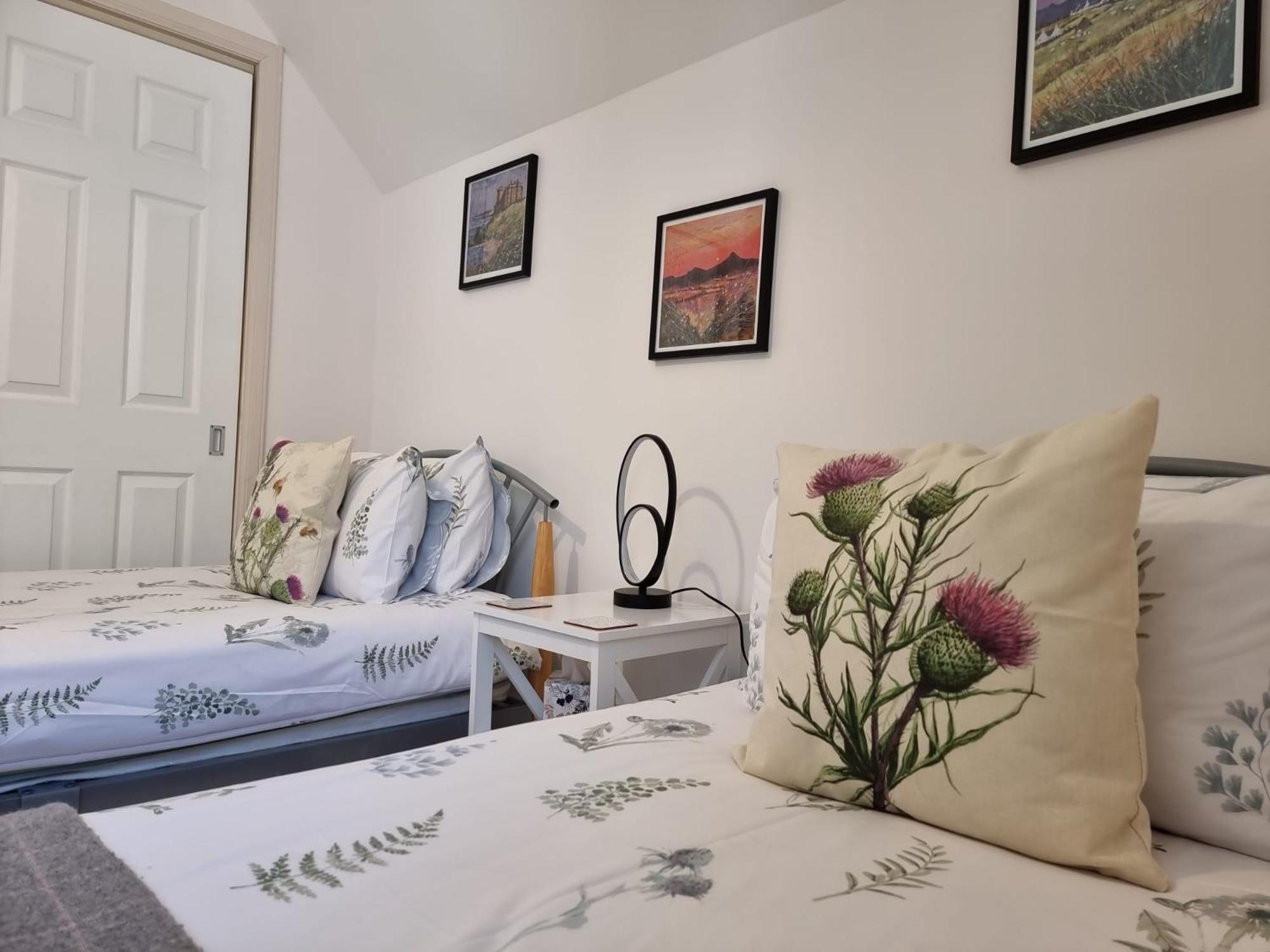Heart Of Inverness-City Apartment Esterno foto